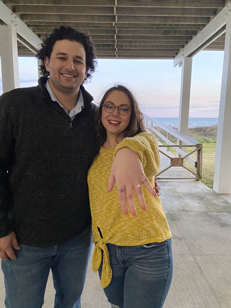 bonnieru10's tweet photo. I said yes!!! https://t.co/F9sKo1T3b7