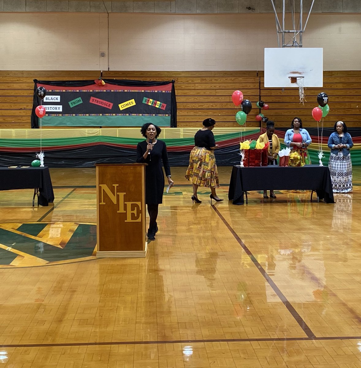 North Iberville Elem tweet media