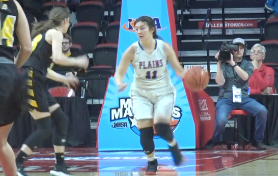 Channel1450com's tweet photo. Emily Long and Caroline Jachino knocked down the threes, Asya Smith and Ali Fraase had some great drives and the entire Cardinals defense locked down in the 2A semifinal on Friday night
https://t.co/20MUHs6BJ7 https://t.co/NPepyFXquO