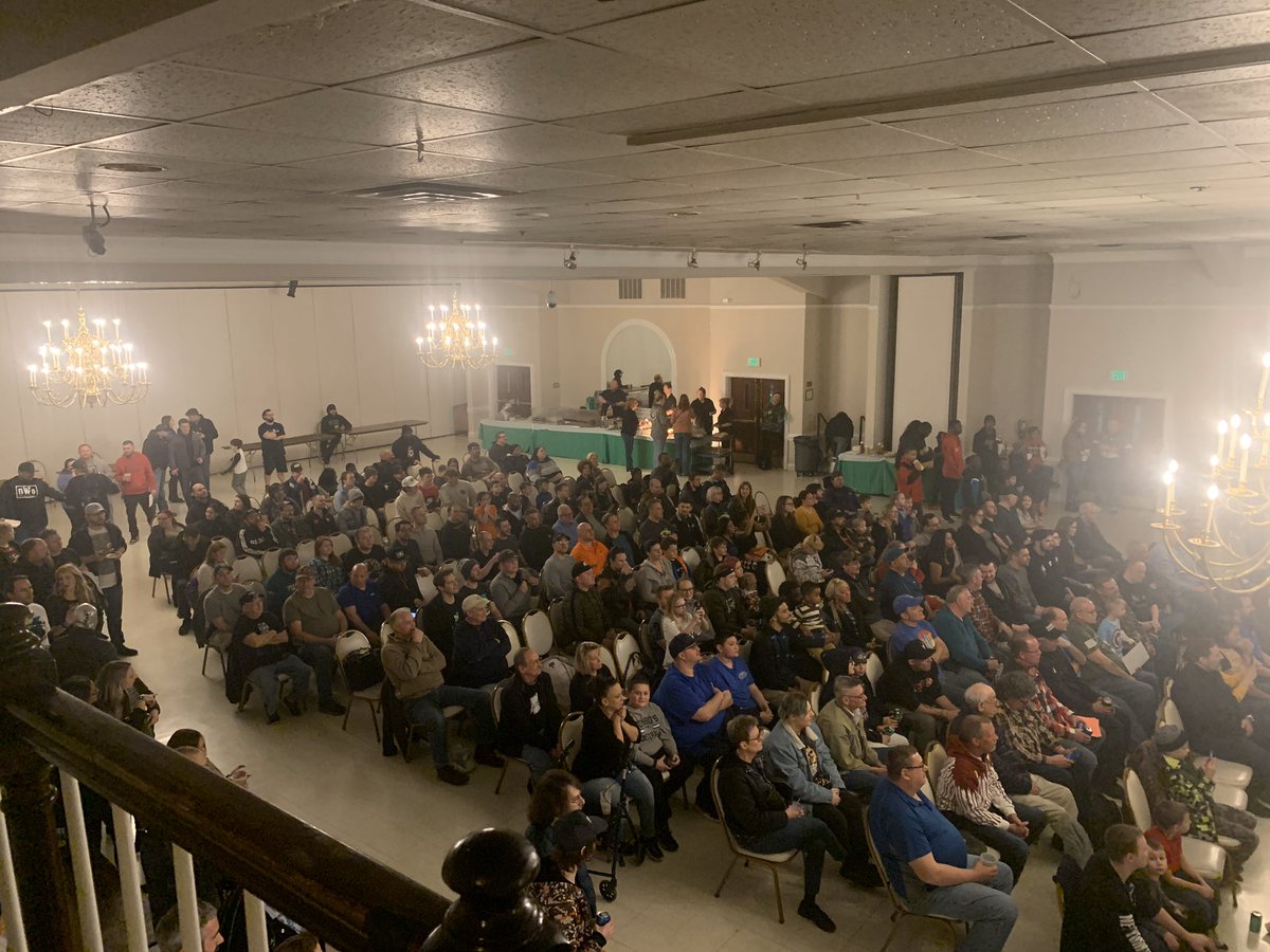 ACW_Pro's tweet photo. A capacity crowd on hand tonight @Michaels8th for #FunnyEqualsMoney #GillbergsLastMatch #SDLive #BaltimoreLegend #DuaneGill #MarylandWrestling https://t.co/DeqYiEXwgj