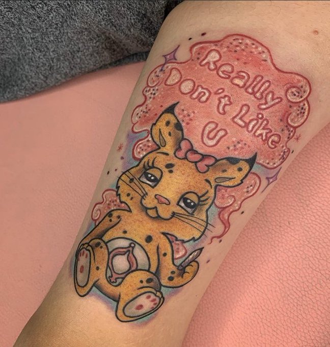 2 pic. Happy Birthday to me ??

Off to see Tove Lo in LA tonight! ?
#sunshinekitty #tovelo #tattoo #reallydontlikeu