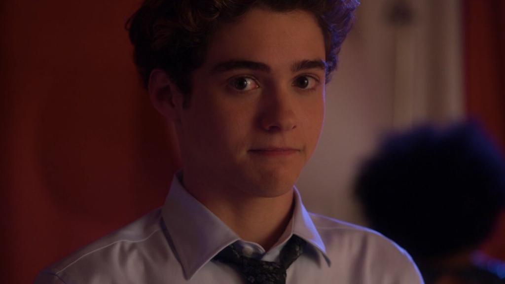 𝖠𝖴 𓂅 𝗖𝗛𝗔𝗦𝗘. (@abrvghtsoul) on Twitter photo 