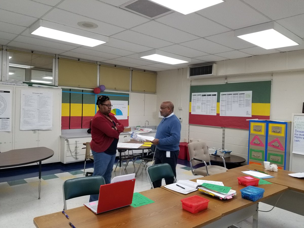 flanders94's tweet photo. Enjoyed working with teachers and administrators @MCES_croaker on using Critical Reading and Focused Note-taking strategies to increase student engagement and achievement. @RSD1_AVID @RichlandOne @AvidSoutheast #raisetherigor @RichlandOneSupe https://t.co/jZ544jEkJ2