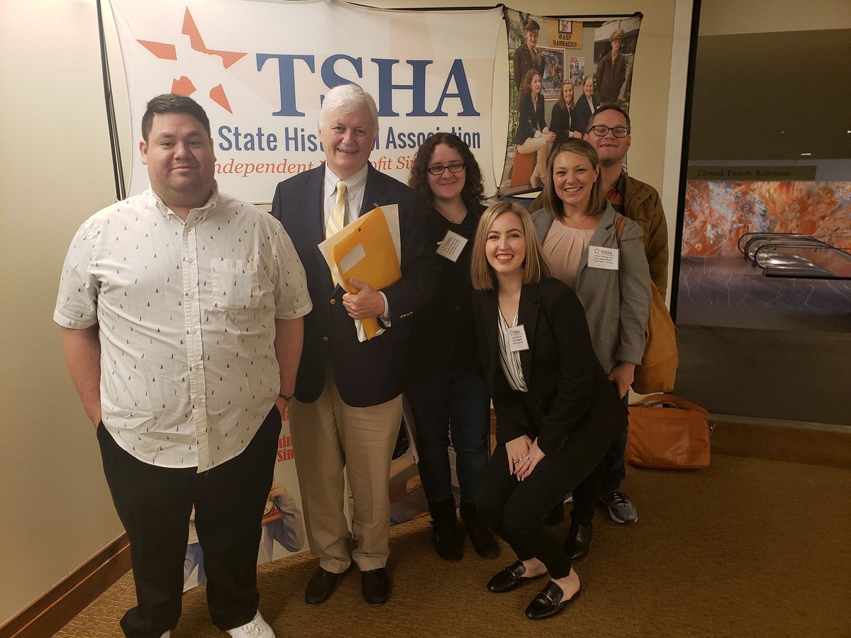 CapoJ007's tweet photo. @TXSTHistory grad students enjoying the #TSHA2020 Conference! #PublicHistory #TXSTGC https://t.co/u2wgDN7GVR