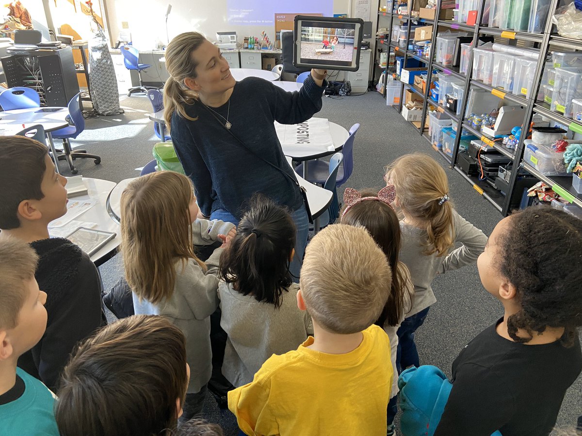 FwmMakers's tweet photo. Remember that iMovie trailer I mentioned? Well the whole class got a sneak peak! It will be an exciting day when we debut each groups movie. #makerspace #imovie #youngfilmmakers https://t.co/B3Qk6si1XJ