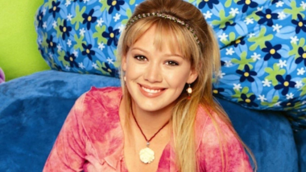 DisneyDreamingG's tweet photo. #SaveLizzieMcGuire https://t.co/sgGzk80UlN