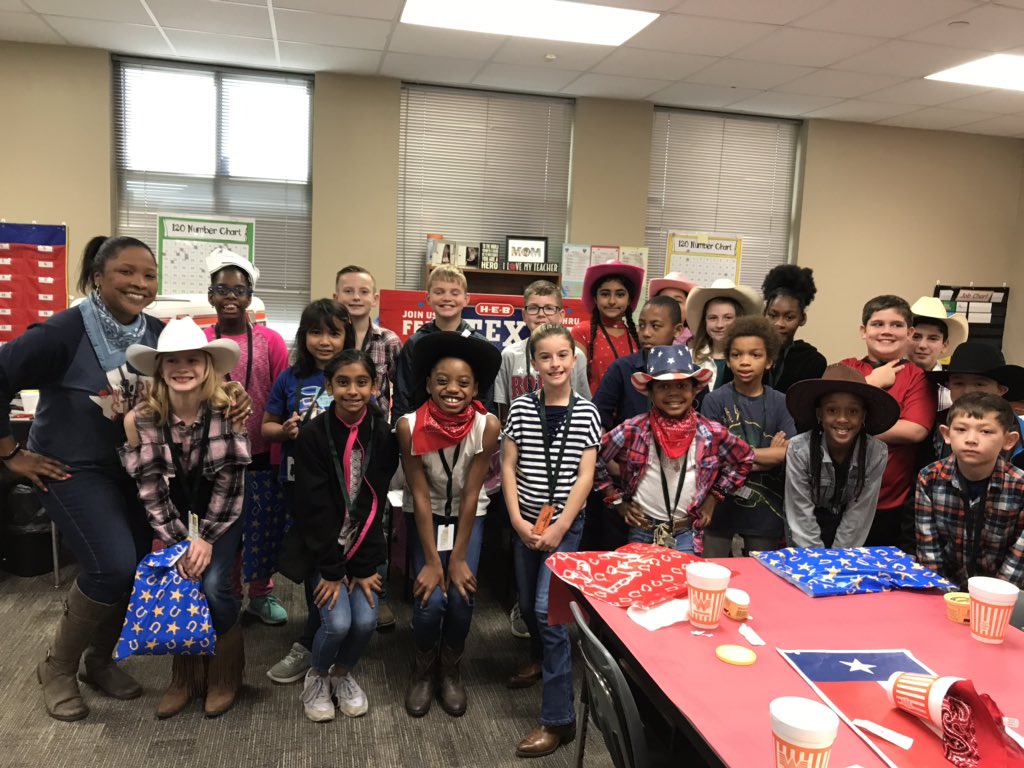 What a fun time we had for Texas Day!! The kids will earn a special treat! They received more than 10 compliments for their behavior!!! ❤️<a href="/WarnerCFISD/">Warner Elementary</a> #lovethem