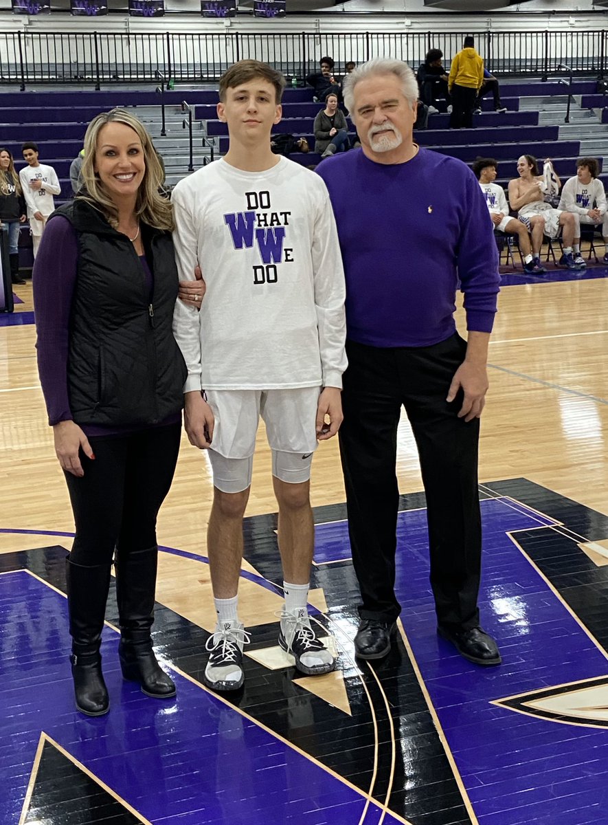 WoodhavenHoops's tweet photo. Warriors defeat Taylor 54-36 on Senior Night. The Warriors travel to Lincoln Park next Tuesday to close out the regular season. https://t.co/sza67YSq4f