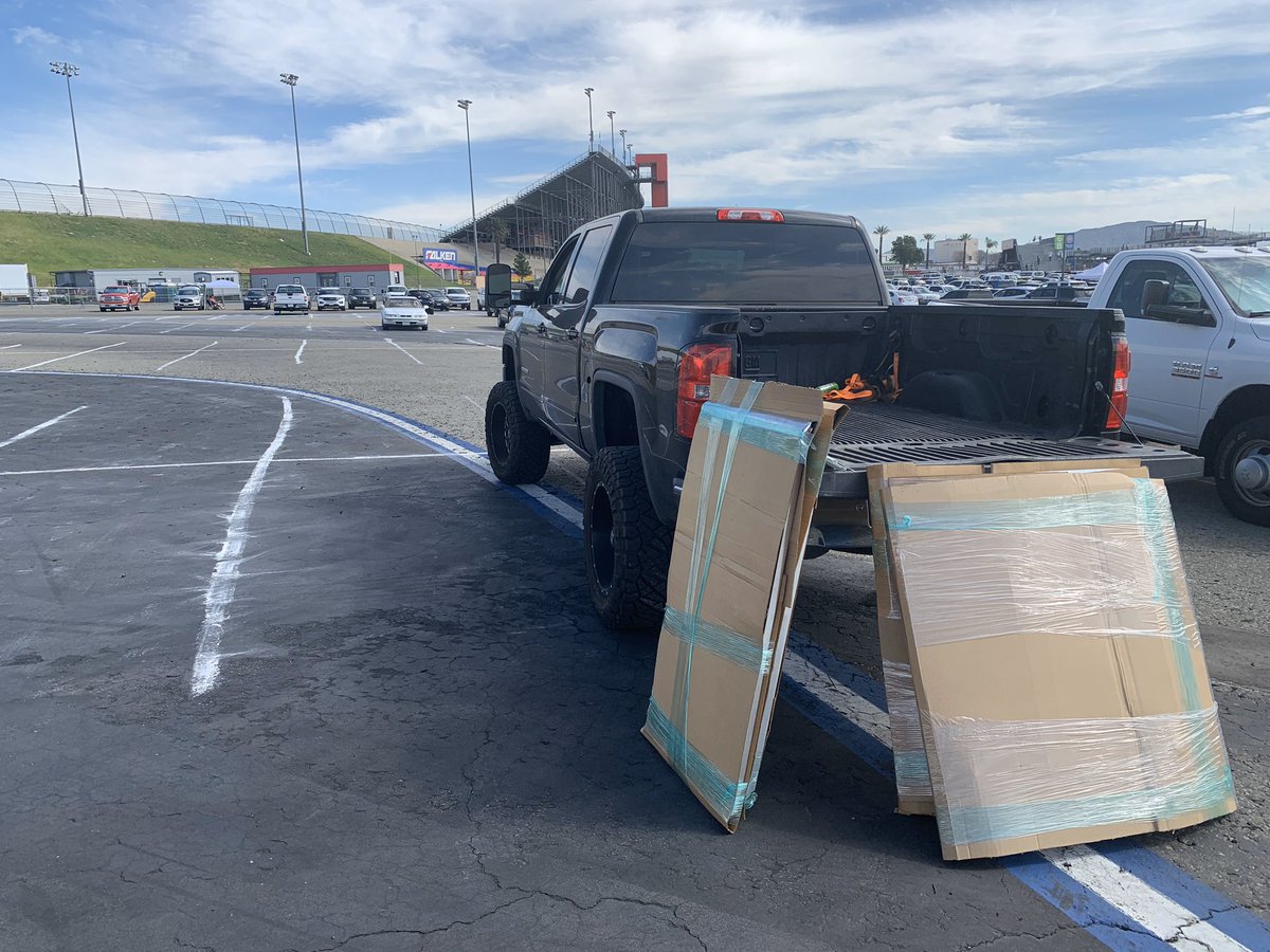 A couple of Outlaw Kart wings making the long haul across the country                          SellersRaceWings➡️Auto Club Speedway➡️North Carolina #sellersracewings