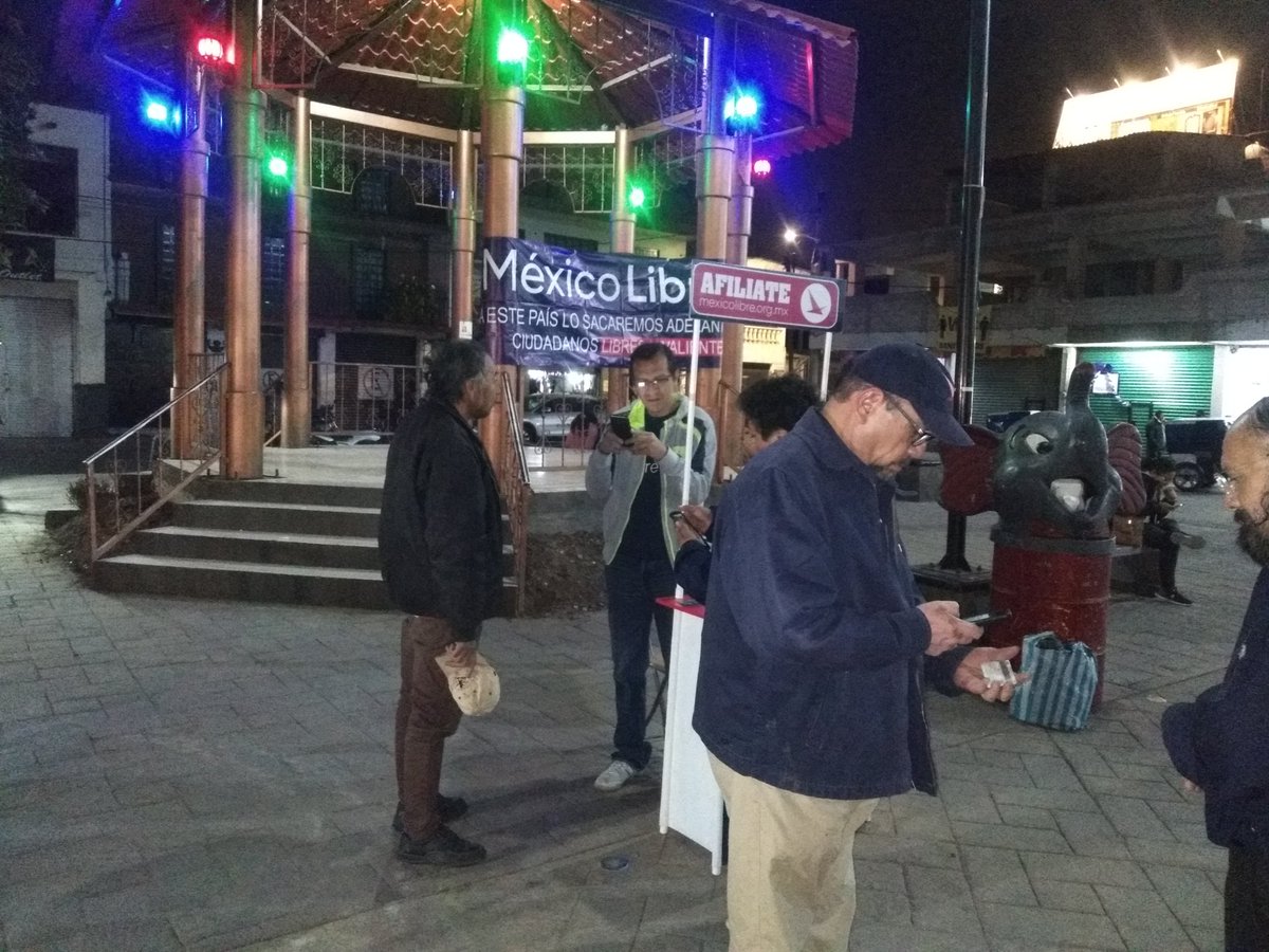 TexcocoL's tweet photo. Hoy estamos cerramos esta primera etapa de #MexicoLibre y lo hacemos de la única forma que sabemos #Afiliando en #Chiconcuac porque aquí, ningún lugar de #Mexico se deja sin hacer #TerritorioLibre
@FelipeCalderon @Mzavalagc
@hugo_amador @emiliano_rgm @LAURAZAPATAM @hugo_amador https://t.co/sYMSMipUVu