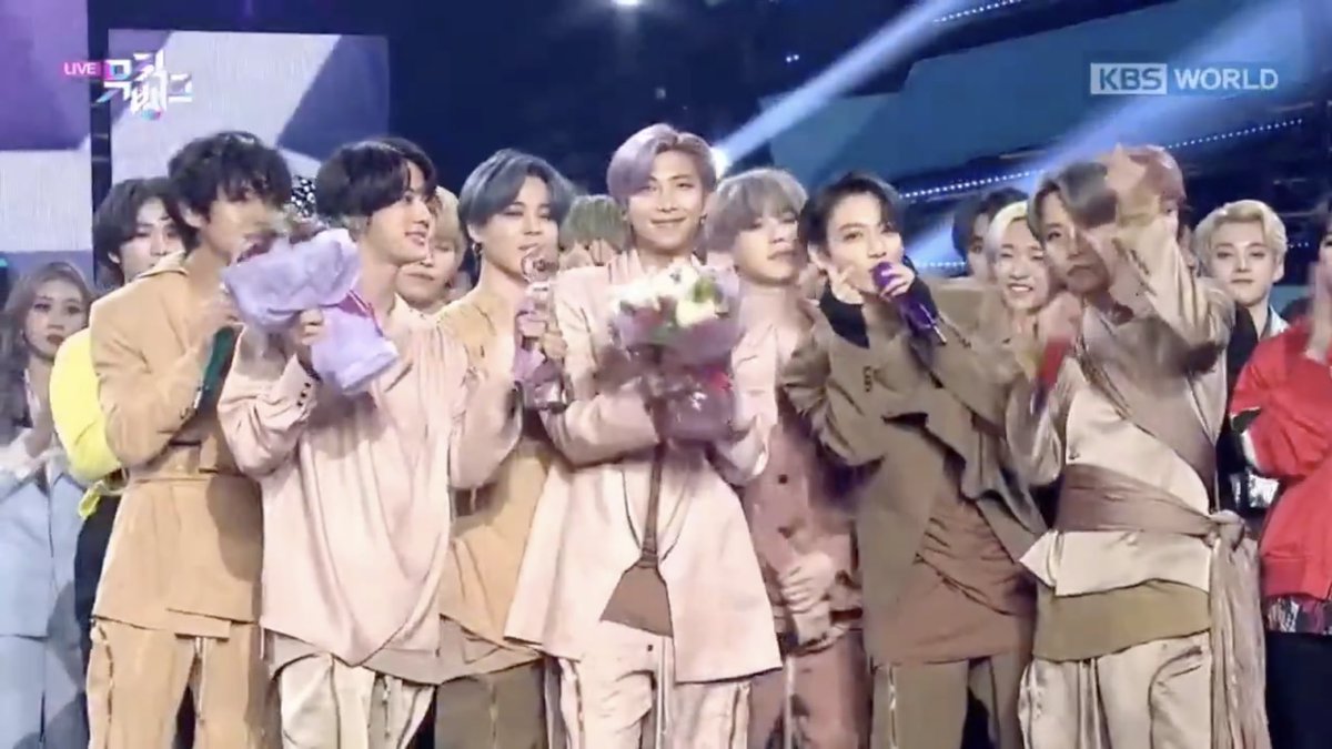 day 57: on got it’s first win today !! im soo proud of you all, i hope you all know just how much we appreciate all of your hard work and everything you do for us, you all are the best, im so so grateful for you, you make my days so much better !! i love you soo muchh  @BTS_twt 