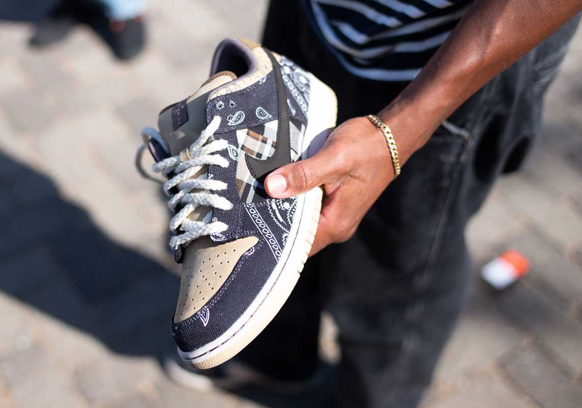 スニーカー買うならスニダン スニーカーダンク Twitterissa 117 500 即購入可 Travis Scott Nike Sb Dunk Low 117 500 即購入可 即購入はこちら T Co Pqfjtqhvhy 新品 未使用 フェイクバスターズ スニダンのw本物鑑定 クレカ