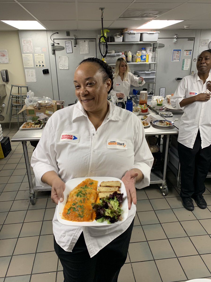 Culinary Quick Start (@culinaryquick) on Twitter photo #IronChefChallenge Take I π¬Our <a href="/EGTechCollege/">Emily Griffith Technical College</a> <a href="/CulinaryQuick/">Culinary Quick Start</a> students had 10 minutes to fire π₯& plate π½ 2 identical plates of food. One for the judges & one for their peers to critique #ThisCouldBeYou Next class starts March 16 culinaryquickstart.com π©βπ³π§βπ³π¨βπ³ #IronChefChallenge Take I π¬Our <a href="/EGTechCollege/">Emily Griffith Technical College</a> <a href="/CulinaryQuick/">Culinary Quick Start</a> students had 10 minutes to fire π₯& plate π½ 2 identical plates of food. One for the judges & one for their peers to critique #ThisCouldBeYou Next class starts March 16 culinaryquickstart.com π©βπ³π§βπ³π¨βπ³