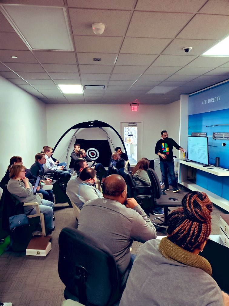 JohnRiveraCC's tweet photo. The @DetDarksiders got our March meeting underway at the Huron Village location with @DemetrusHayes1 joining us! Teams locked and loaded for #ATTtv ! @TomMonahan10
#A2Dr
#Darksiders https://t.co/iNAipP1VAq