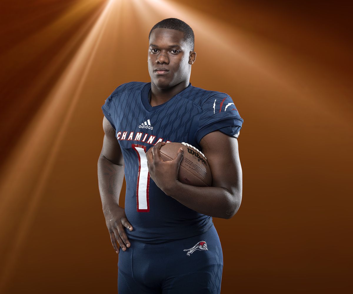 SSHighSchools's tweet photo. Chaminade football star and Miami Hurricanes commitment Thaddius Franklin is two wins from state-title double #UM #Miami #Hurricanes https://t.co/Otq2CcvnYW https://t.co/rcQ7O3Cqrr