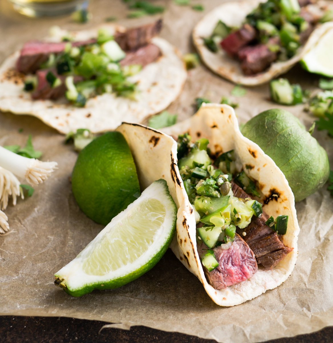 IndulgeDigital's tweet image. Foodie secret: what makes or break a taco is its salsa. 🤫

#Foodie #Tacos #TacoLover