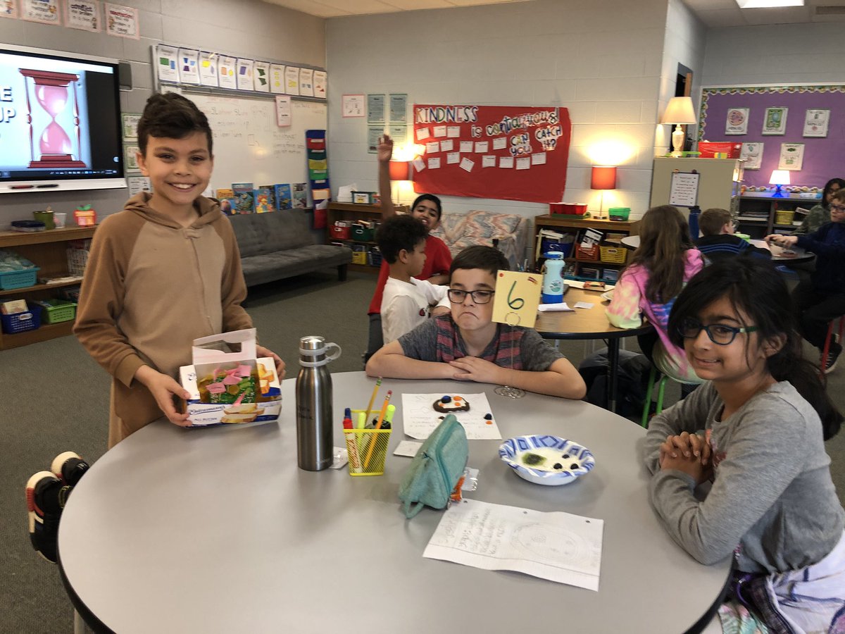 girvansclass's tweet photo. My favorite project ... cell models so many unique models #tmeseagles https://t.co/kD5W6VyeF1