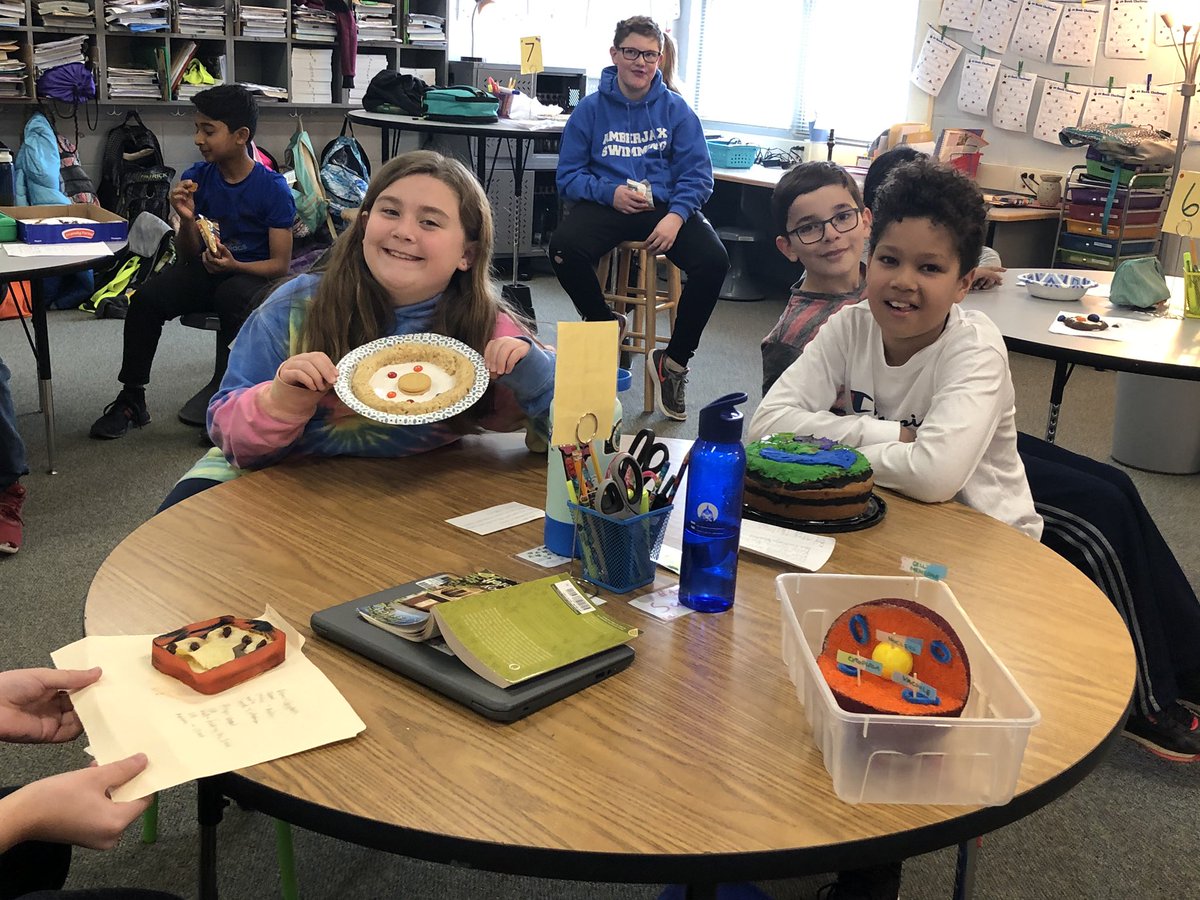 girvansclass's tweet photo. My favorite project ... cell models so many unique models #tmeseagles https://t.co/kD5W6VyeF1