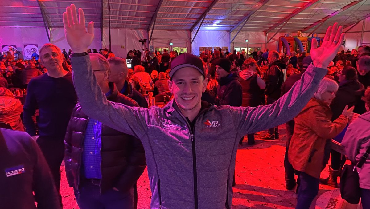 thepatchcanada's tweet photo. You never know which player(s) youβll run into here #MatCamm #Brier2020 https://t.co/Ici1VzPGmD