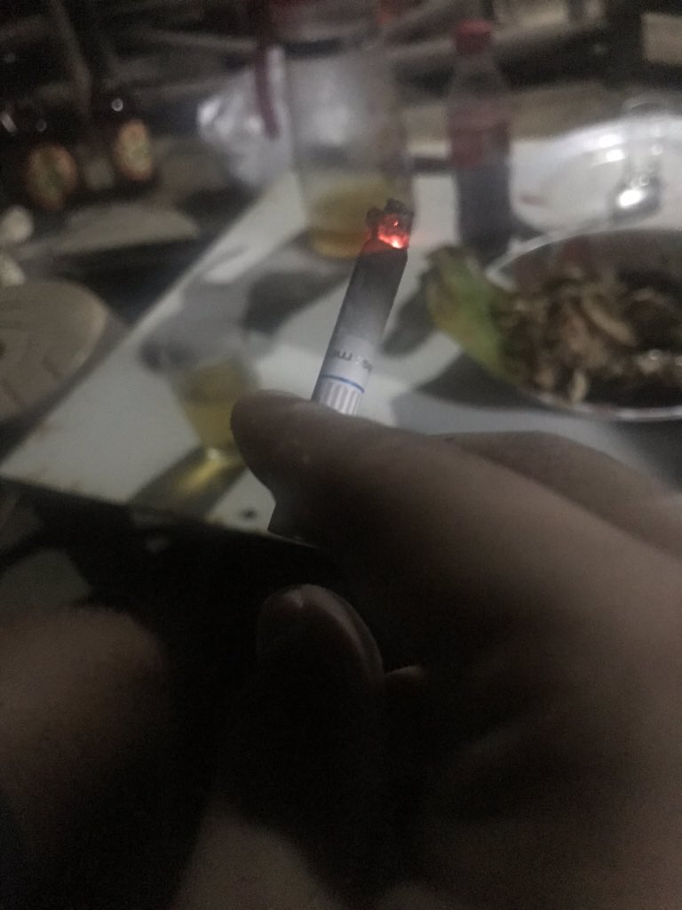 _dGbondo's tweet photo. Can’t really resist. Sorry Hahaha
#ReturnOfTheComeback na ba? chaar ngayon lang yan promise Hahaha https://t.co/B7lFtlie8U