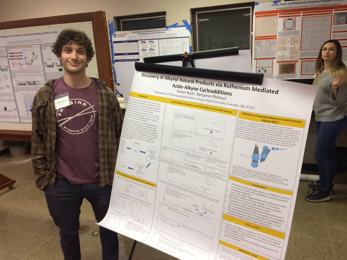 PhilmusLab's tweet image. Just starting the poster session at the #VolcanoConference. Really proud of the work and posters by Jessee, Daniel and Savannah.