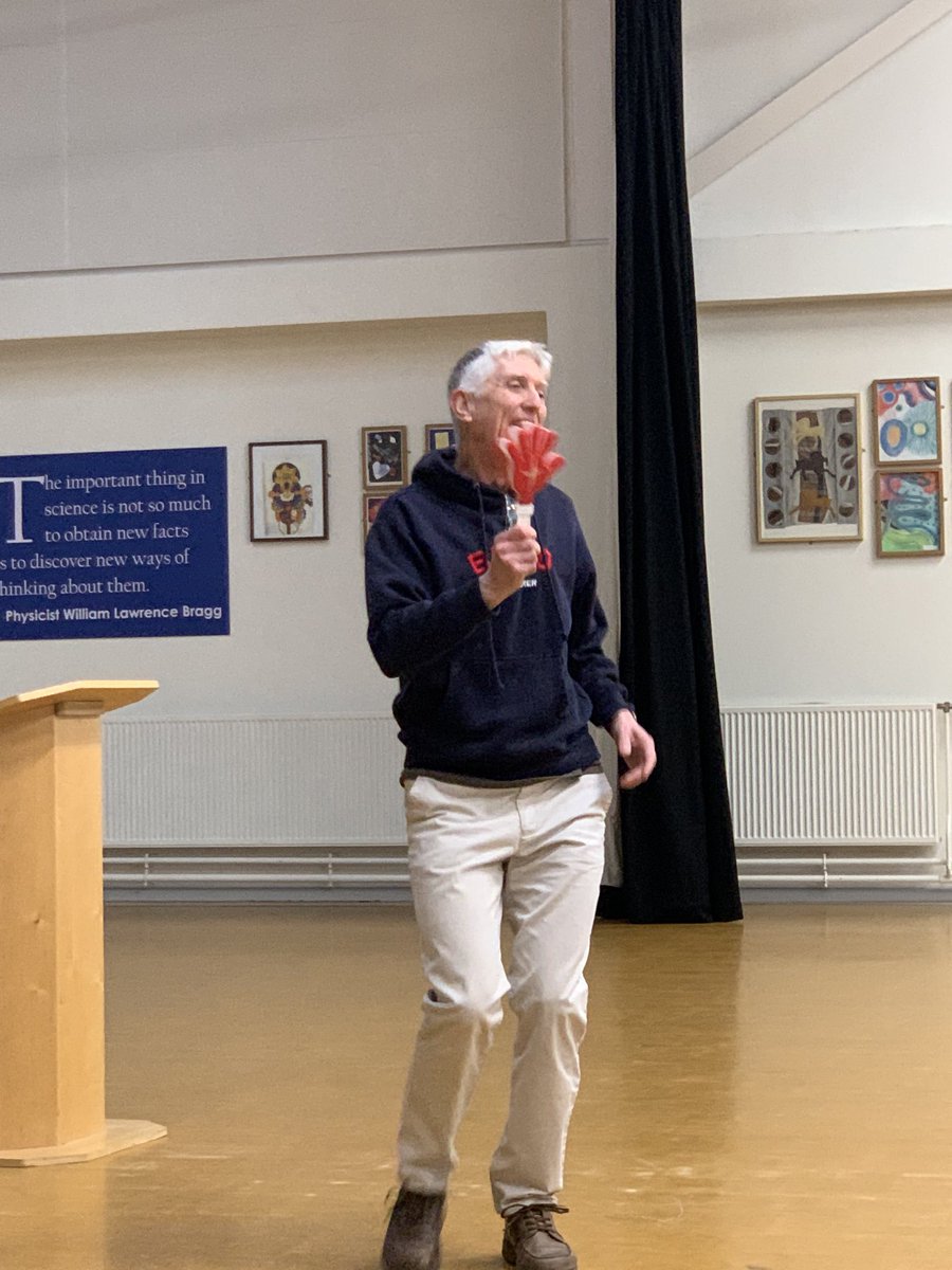LetsBuySomfings's tweet photo. #mfltwitterati #PeterMorris You dancing? You asking? Reward the risk taker. Empower the student @OrchardSB @allswmfl https://t.co/s1XIf5cAYY