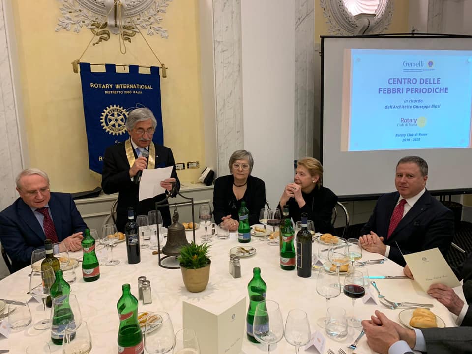 RotaryRoma's tweet photo. Parlano di noi anche 👇

📌 Virgilio
https://t.co/hKyk3aorLF

📌 NotizieDì
https://t.co/lzpg4qRRRW

📌 GeosNews
https://t.co/EnQVw4XZD4

📌 Roma e Dintorni Notizie
https://t.co/0rdzxsCeoF

📌 Zazoom
https://t.co/p2JsKe6Dpg

#rassegnastampa #Rotary #giornatadellemalattierare #Roma https://t.co/59bIpH3fiO