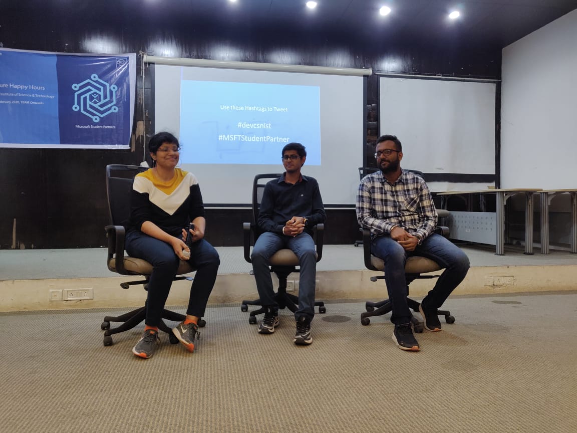 Dev_Cofficial's tweet photo. Fire side chat with our speaker's #Showndarya @jayantrajwani #Mukesh
#MSFTStudentPartner #devcsnist https://t.co/Z9DH48hRWg