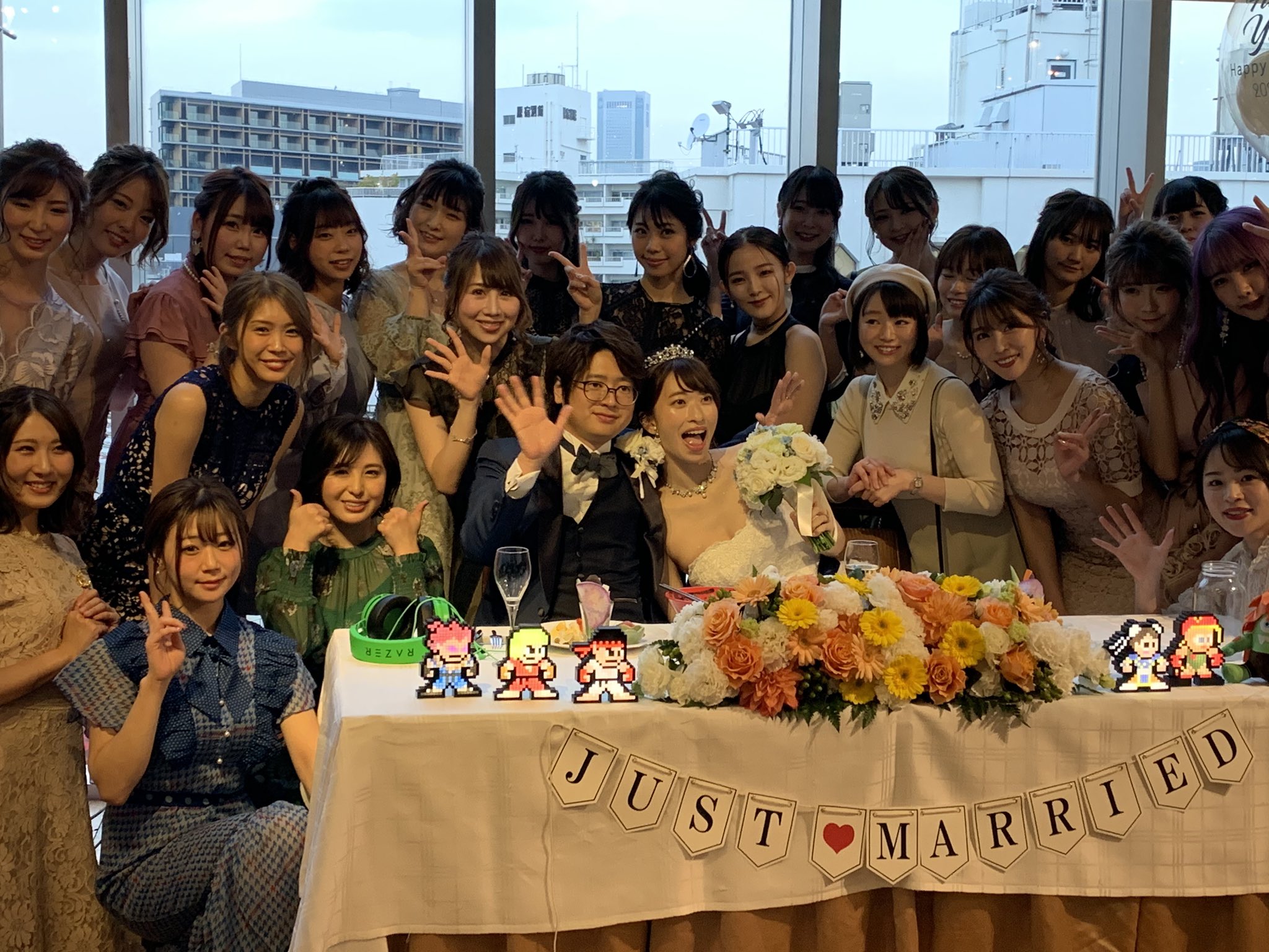 オオヌキ 大貫晋也 ふーど もっちー結婚おめでとう 本当素晴らしい会でしたー 久々に会えた人もいっぱいいて嬉しかったなー グラドル全員集合の写真撮ってたら配信カメラの前立っててめっちゃアールに怒られたのはクラスのみんなには内緒だよ