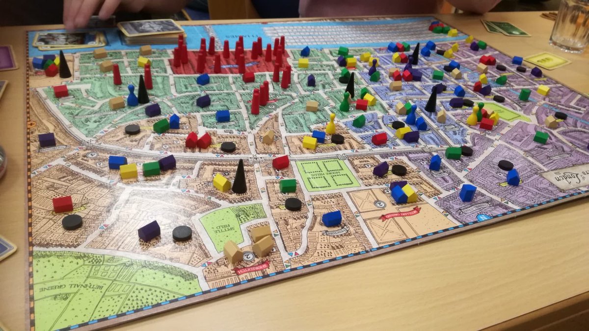 SpielTeckLand's tweet photo. #Spieleabend Puh, gestern war die Hütte so voll, dass wir hier nicht jedes Spiel zeigen können. Hier ein kleiner Ausschnitt: https://t.co/xKQihJVlkI