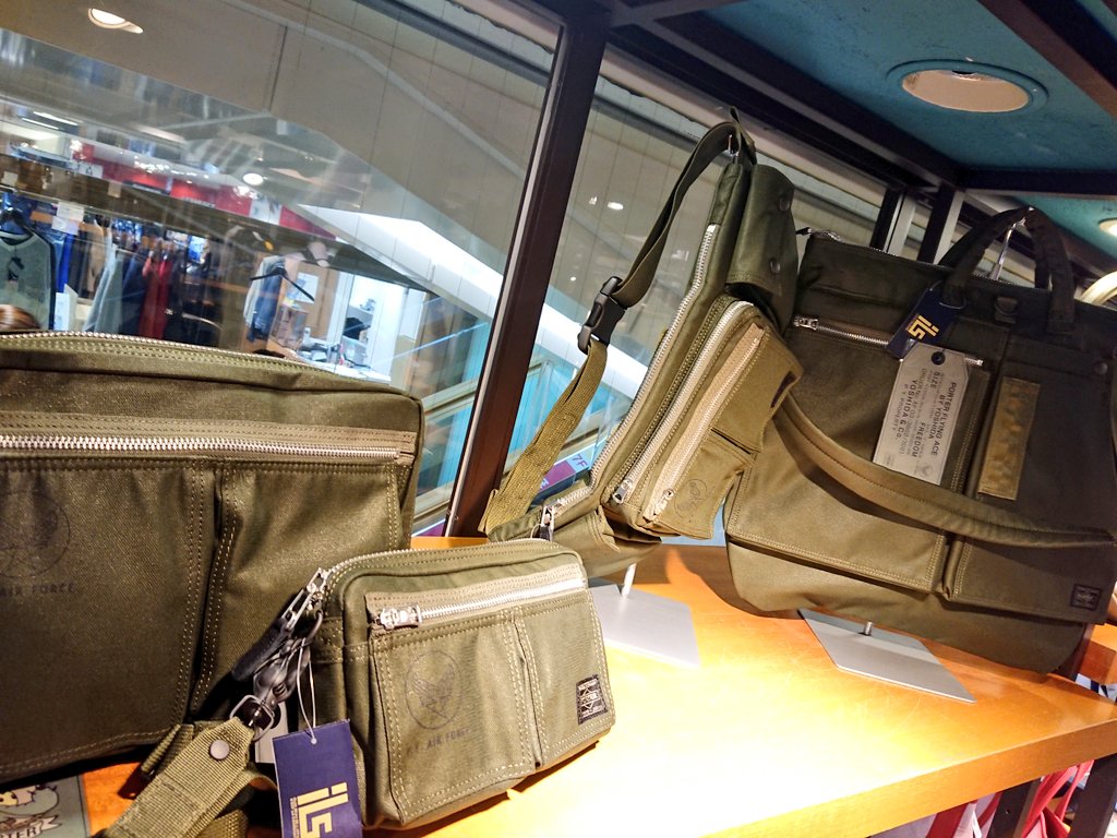 イル 吉祥寺パルコ店 世界のポーターさんの新作 Flying Aceが入荷しました めちゃんこカッコよくてミリタリーテイスト溢れる ポーターらしいアイテムですよ Porter 鞄 吉祥寺parco イル 吉祥寺パルコ店 世界のポーターさんの新作 Flying Aceが入荷しました めちゃんこカッコよくてミリタリーテイスト溢れる ポーターらしいアイテムですよ Porter 鞄 吉祥寺parco