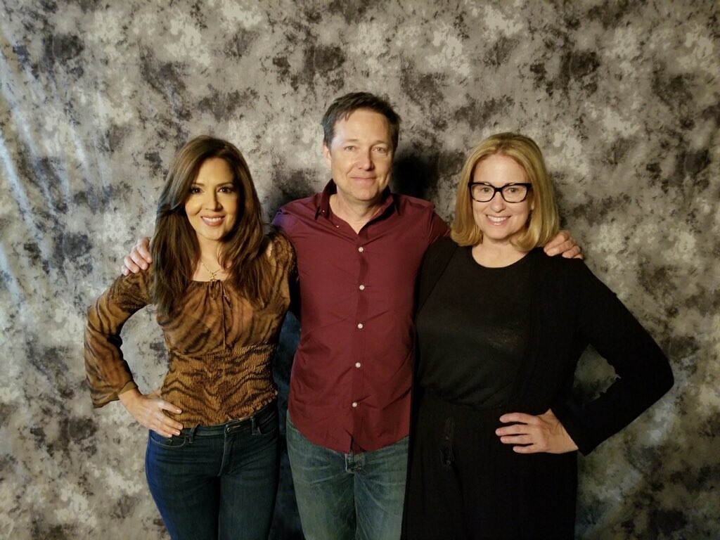 Maria_CB's tweet photo. Come see us this weekend! @OlaniyanThurman @georgenewbern @susaneisenberg1 @pensacolapensacon #pensacon #findyourfandom #pensacon2020 #flyPensacola https://t.co/7yUuEYGvw2