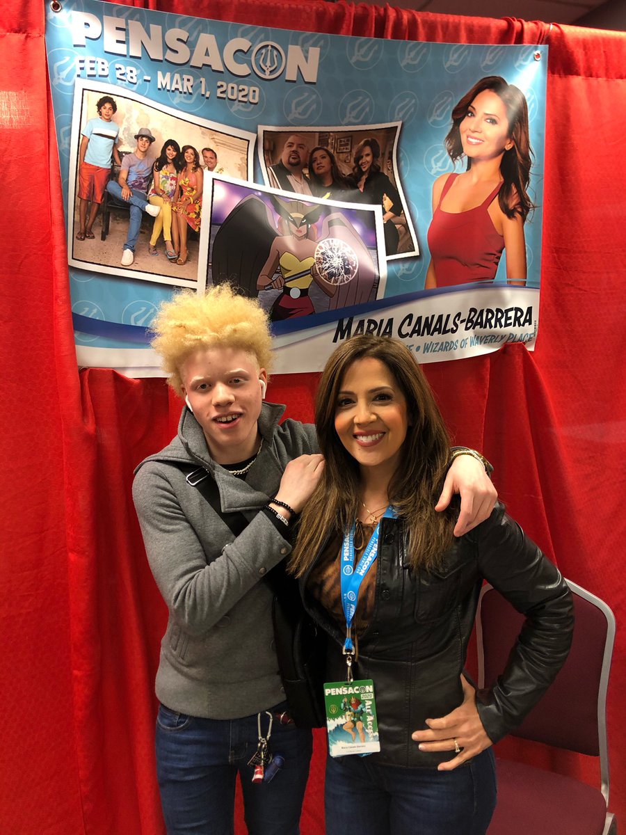Maria_CB's tweet photo. Come see us this weekend! @OlaniyanThurman @georgenewbern @susaneisenberg1 @pensacolapensacon #pensacon #findyourfandom #pensacon2020 #flyPensacola https://t.co/7yUuEYGvw2