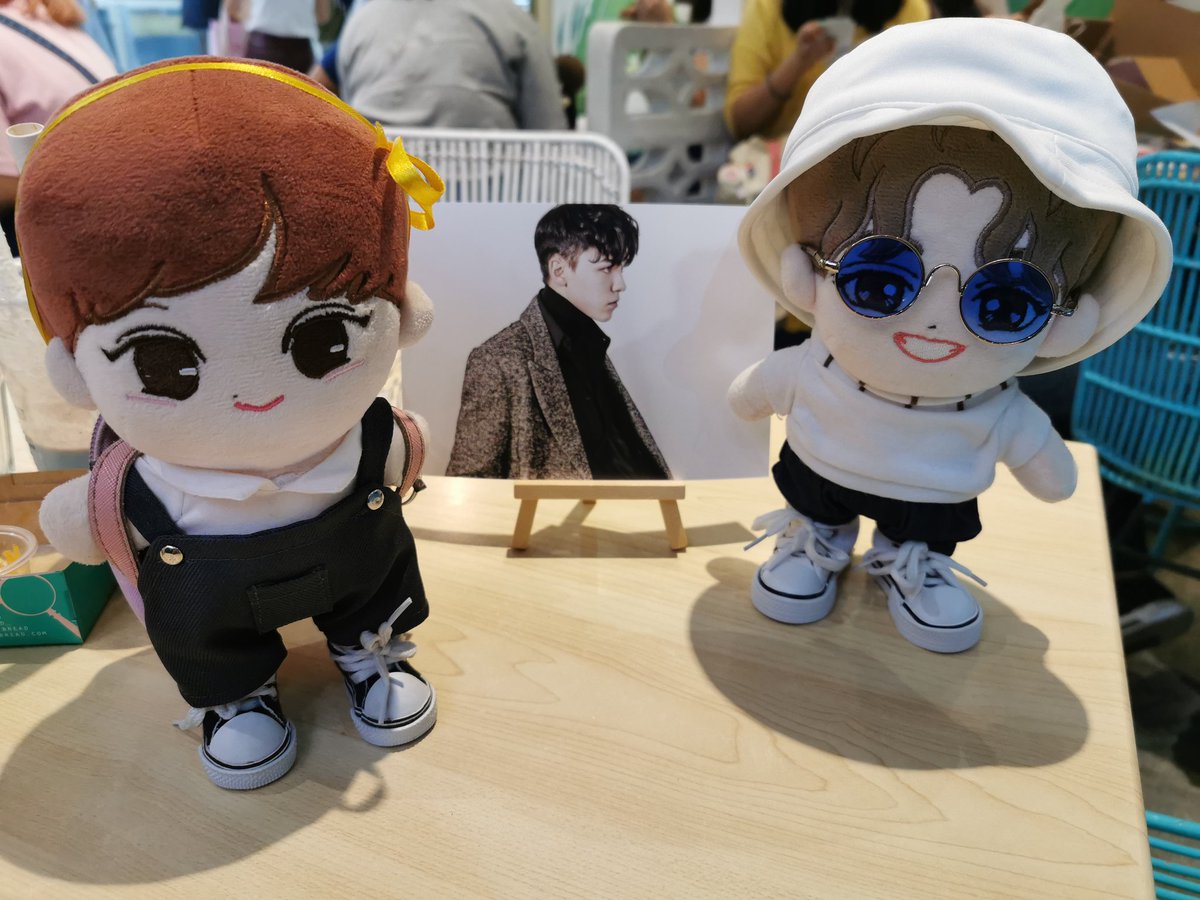 MAKNAEL1NE's tweet photo. naiiyak ako wala nang cupsleeve 😭😭😭 #portrait_of_love pero huhu yay we're here! 😬💗 https://t.co/Pgta5DvwwV