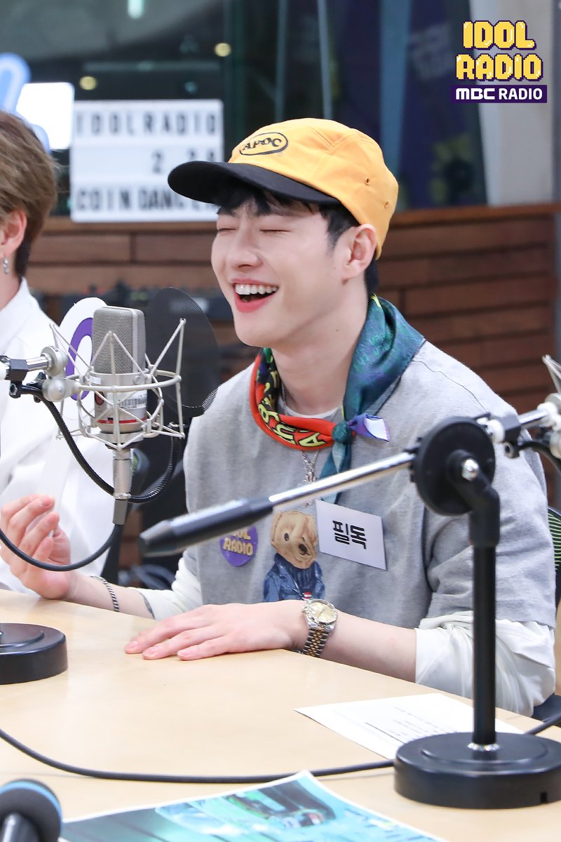 idolradiokorea's tweet photo. [#아이돌라디오 앨범 20200228] 

ep#514. 아이돌 뮤직쇼! 동전춤왕 
스페셜 DJ AOA 찬미 with. 의진,필독,이준영

#IDOLRADIO #필독 #Feeldog https://t.co/GA8PcagilH