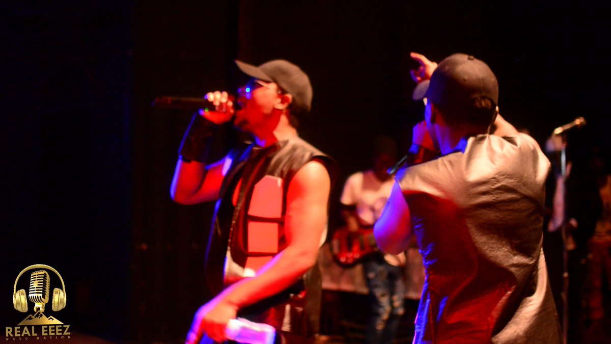 RealEeez's tweet image. Music is an outburst of the soul🎹🎤🎸🎶 [photo cred Kreative Studios]
#Real_Eeez
#Wasu_Nation_Band #Africa5s #UltimateLoveNG #Russia #MusicBNK48