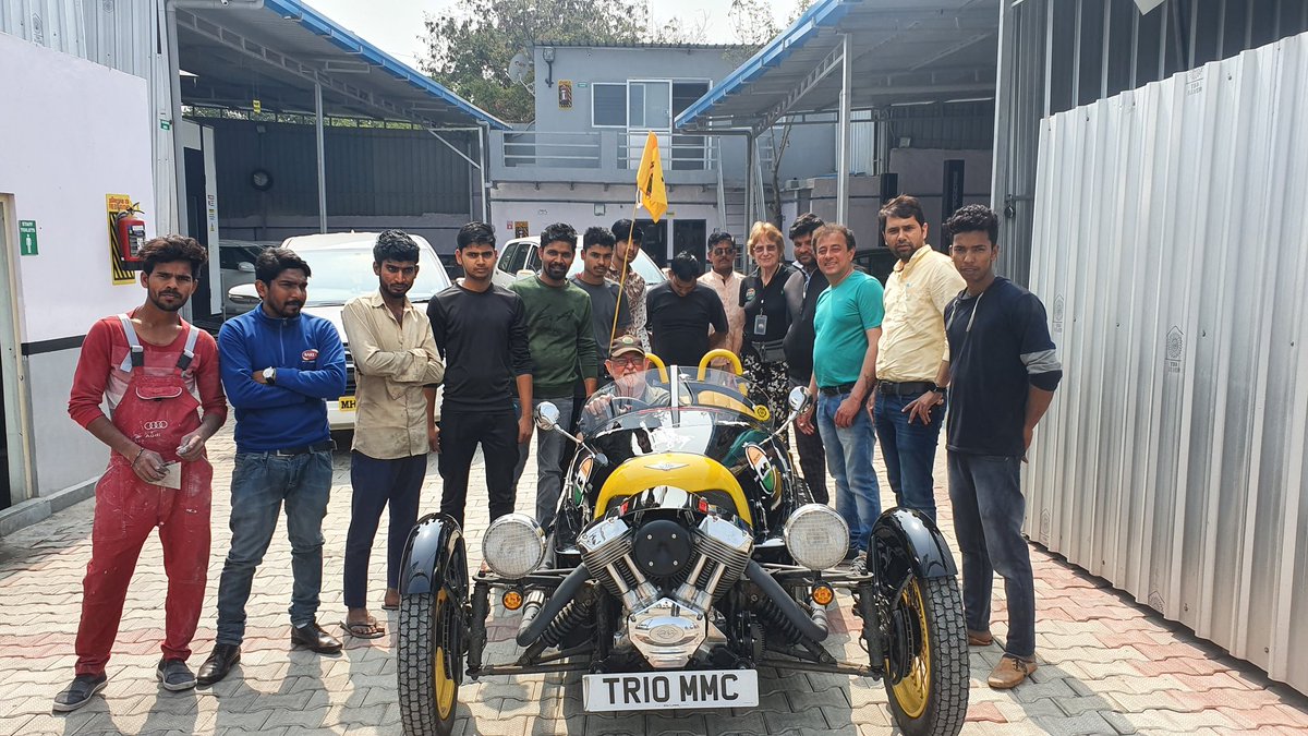 TransIndiaChal's tweet photo. Return of the black (once again). Back in black. Back to black. Queen Bee is back &amp; buzzin. Massive thanks to Anil Khanna &amp; the boys @ Autonation + Service in Delhi &amp; the amazing Mark Baldwin @morganmotor
#QueenBee #morgan #roadTrips #traveltribe #m3w https://t.co/A7WOhlRgQ9