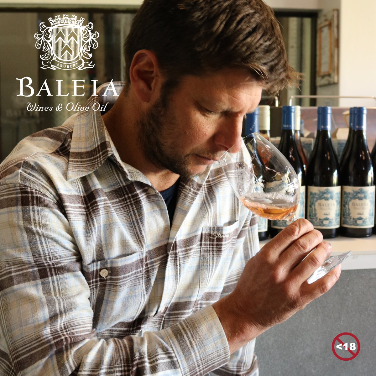 "2020 has been a very cool and intense vintage. Flavours remain tropical and sea-shell across the board. Our Syrah, Chardonnay and Tempranillo cultivars are looking outstanding." - Gunter Schultz, Baleia winemaker.
#BaleiaWinesAndOliveOil #wine #harvest2020