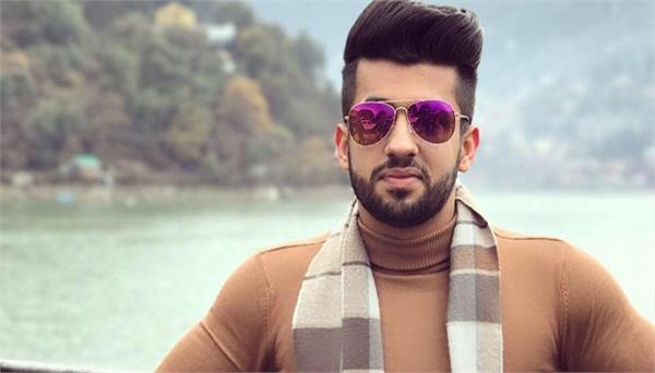 ਲੁਧਿਆਣੇ 'ਚ ਫਿਲਮ 'ਇੱਕ ਸੰਧੂ ਹੁੰਦਾ ਸੀ' ਦਾ ਪ੍ਰੀਮੀਅਰ, ਕਵਾਤਰਾ ਨੇ ਸ਼ੇਅਰ ਕੀਤੀਆਂ ਦਿਲ ਦੀਆਂ ਗੱਲਾਂ
 #IkSandhuHundaSi #AnmolKwatra #GippyGrewal #NehaSharma

punjabi.bollywoodtadka.in/entertainment/…