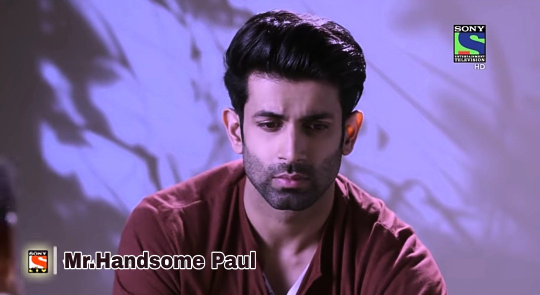 SubhadraDas6's tweet photo. Our whole heart only for Shravan Malhotra ❤️💯 

#EDKVKeSunehre4Saal
#EDKVOriginal
#NamikPaul as #ShravanMalhotra  
#EkDujeKeVaaste 

@namik_paul @NamikPaulWeb https://t.co/8qyNwU23kt