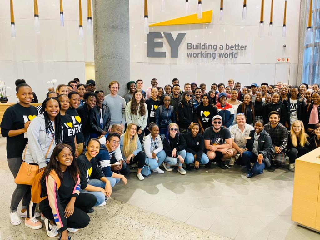 EY_Africa's tweet photo. “What does work/life balance entail? EY’s student ambassadors embarked on an epic excursion this morning for our annual Big Bang student event. #ExceptionalExperience #EYCareers #BetterWorkingWorld” https://t.co/uCtjTzGwCF