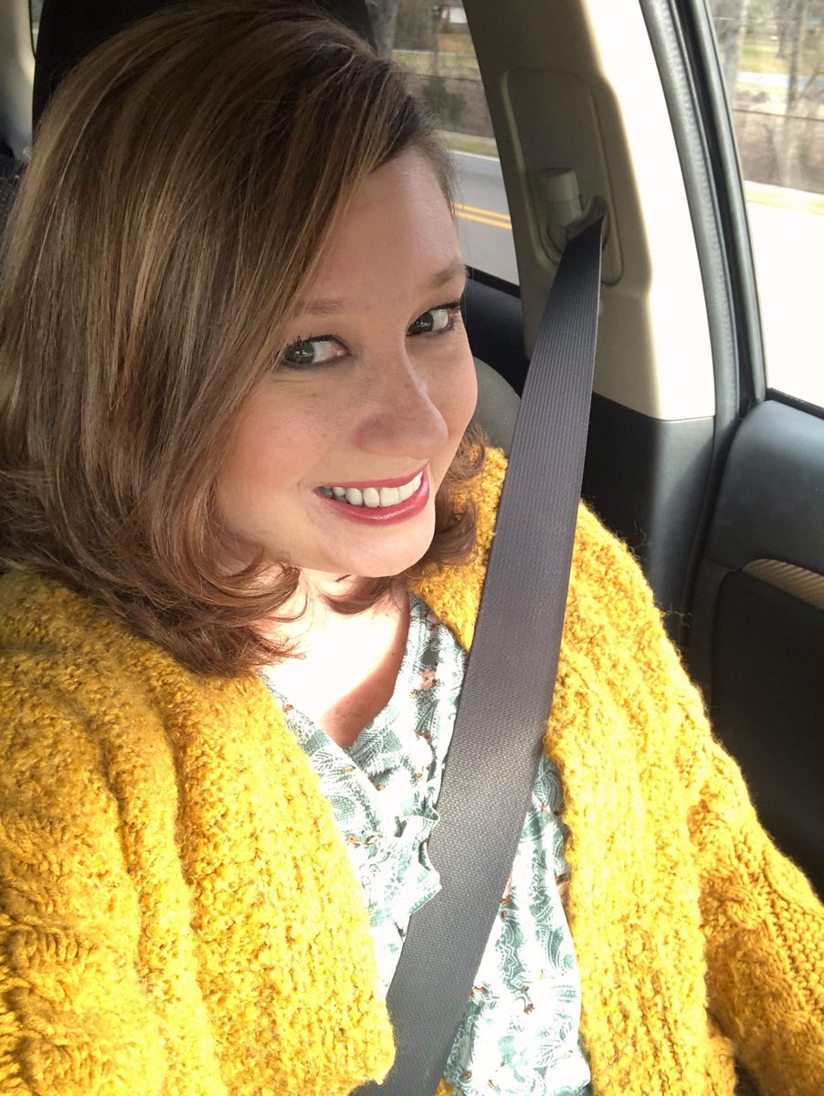 FMDartery's tweet photo. We celebrate Tiffany on her first day back to work after a #stroke caused by carotid artery FMD, Fibromuscular Dysplasia. #rarediseaseday2020 #FMDStrong https://t.co/w5p4bDRsnW