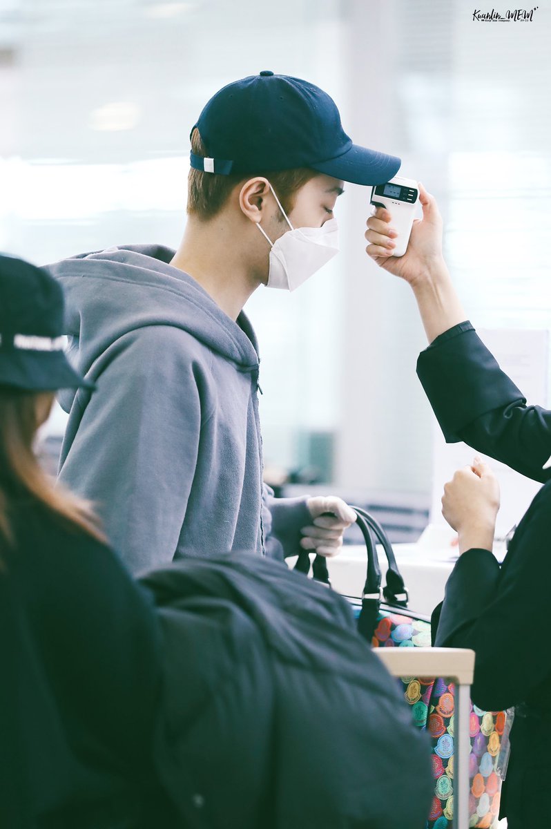 🛫️

0229 ICN Departure
          오랜만이에용~

#라이관린 #LAIKUANLIN #赖冠霖