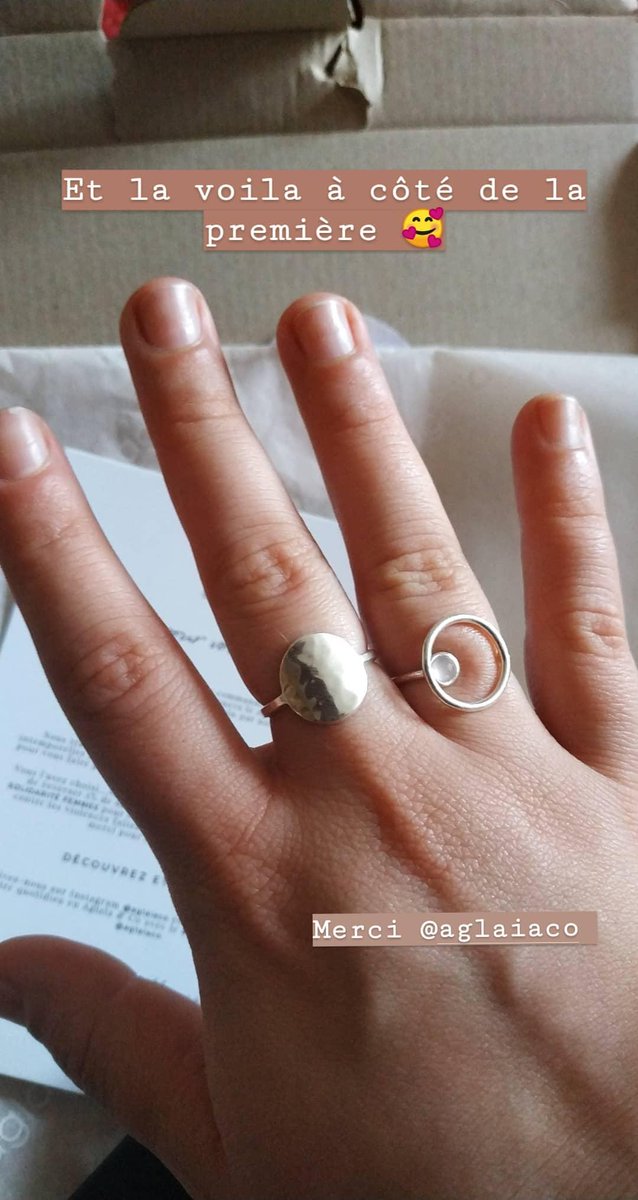 J'adooooooore 🥰🥰 merci beaucoup <a href="/AglaiaCo/">AGLAIA</a> 😍😍 (en plus je l'ai reçu en deux jours à peine donc je suis bcp trop ravie 😁😁)