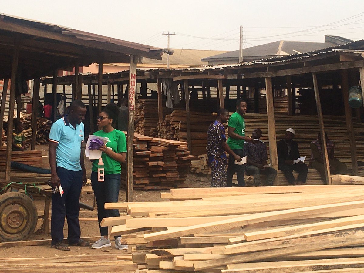 LagosShapers's tweet photo. Our goal with the P2R (Plastics to Resources) project is to execute a social engineering project to change the behavior of citizens on waste disposal, through a waste collection and aggregation system.
#P2RNaija #RecyclingPlastics #NewWorldProgramGrant #GlobalLagosShapers https://t.co/r4YAcbbXp6