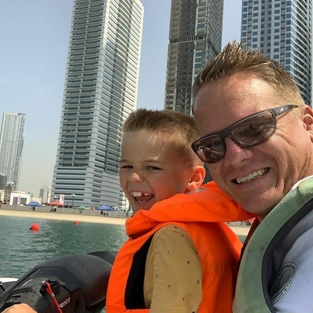 Last ”rides” with Sisu in Sharjah for now.... #samiselioteam #sharjahteam #sharjahmarine #daddyandson #qualitytime #familytime #kids #jetski #seliopba