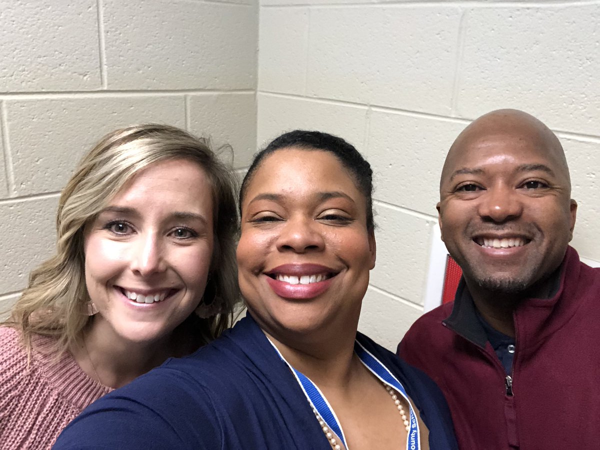 BosticLenise's tweet photo. All smiles with the South Salem admin team! @SSE_NEWTON #ncssbethebest https://t.co/EoenGSEuAy