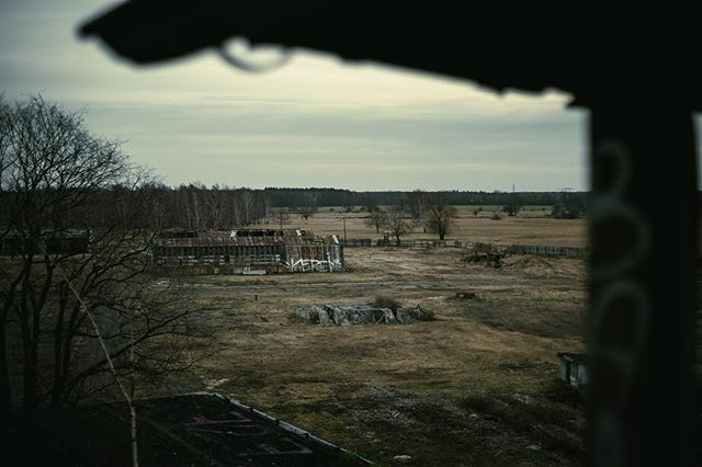 DrZange's tweet photo. •Lost Place mit Ausblick• https://t.co/pLWHz7nTe6 https://t.co/CzE9C1hZpQ