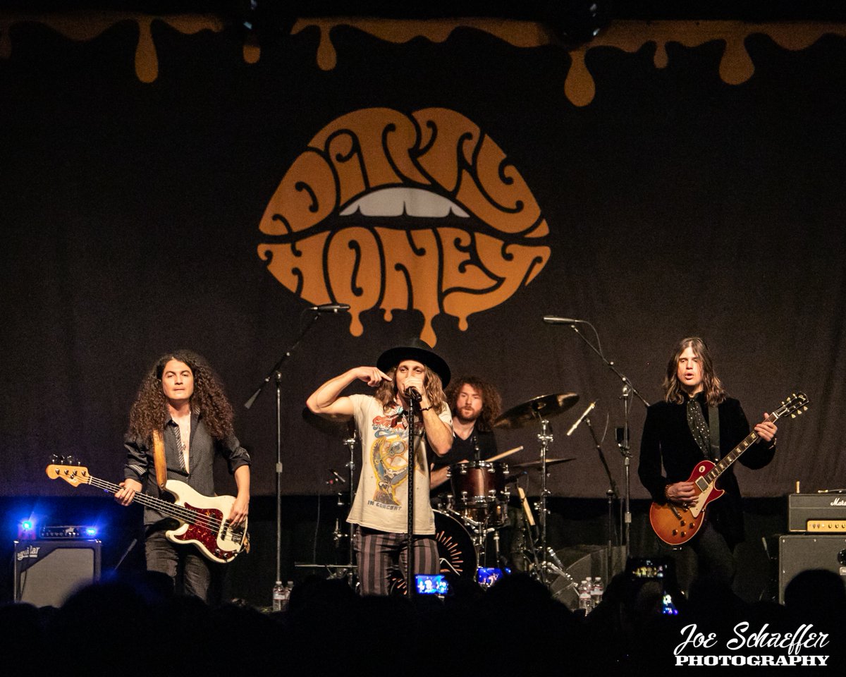 Vintage_Rock's tweet photo. #DirtyHoney #Rolling7s #ElRey #JoeSchaefferPhotography https://t.co/v6KkN1ndnG