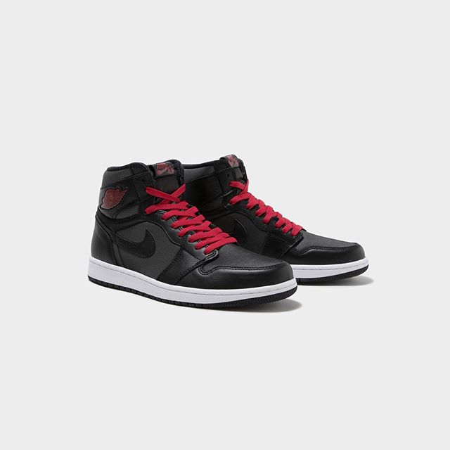 Undefeated Japan Restock Air Jordan 1 Retro High Og Black Gym Red いつもご利用いただきありがとうございます ジョーダンシリーズで人気商品のair Jordan 1 Retro High Og Black Gym Redが現在 オンラインストアにてリストック中でございます